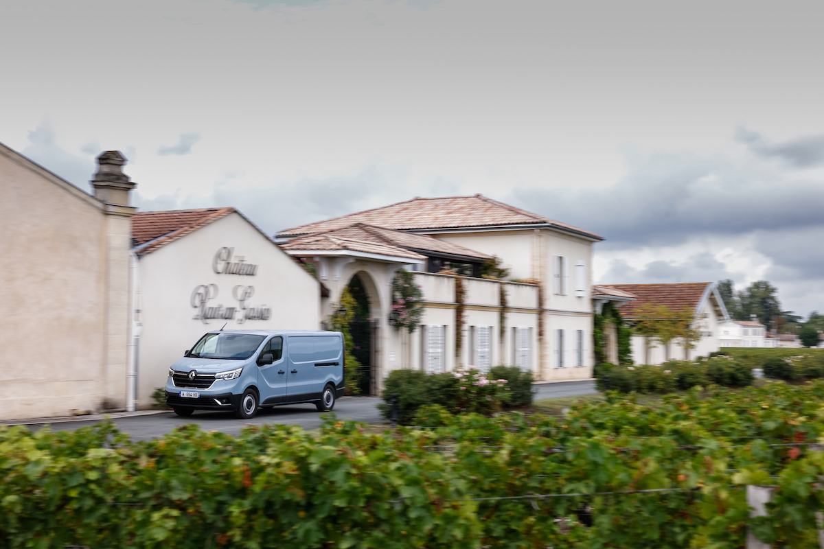 Debutta il nuovo Renault Trafic Van E-Tech Electric