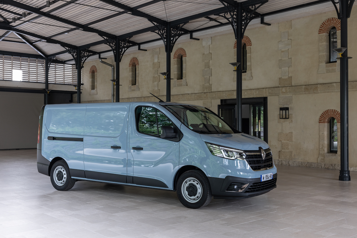 Debutta il nuovo Renault Trafic Van E-Tech Electric