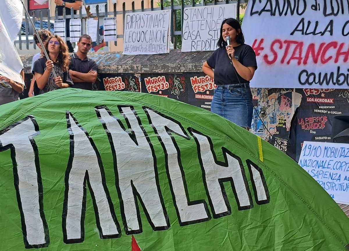 Caro affitti, la protesta delle tende arriva all’università Roma Tre