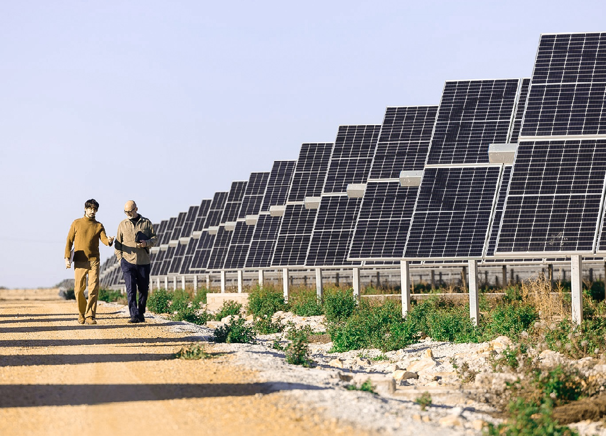 La truffa del fotovoltaico: 99 milioni di contributi con false attestazioni La truffa del fotovoltaico: 99 milioni di contributi con false attestazioni