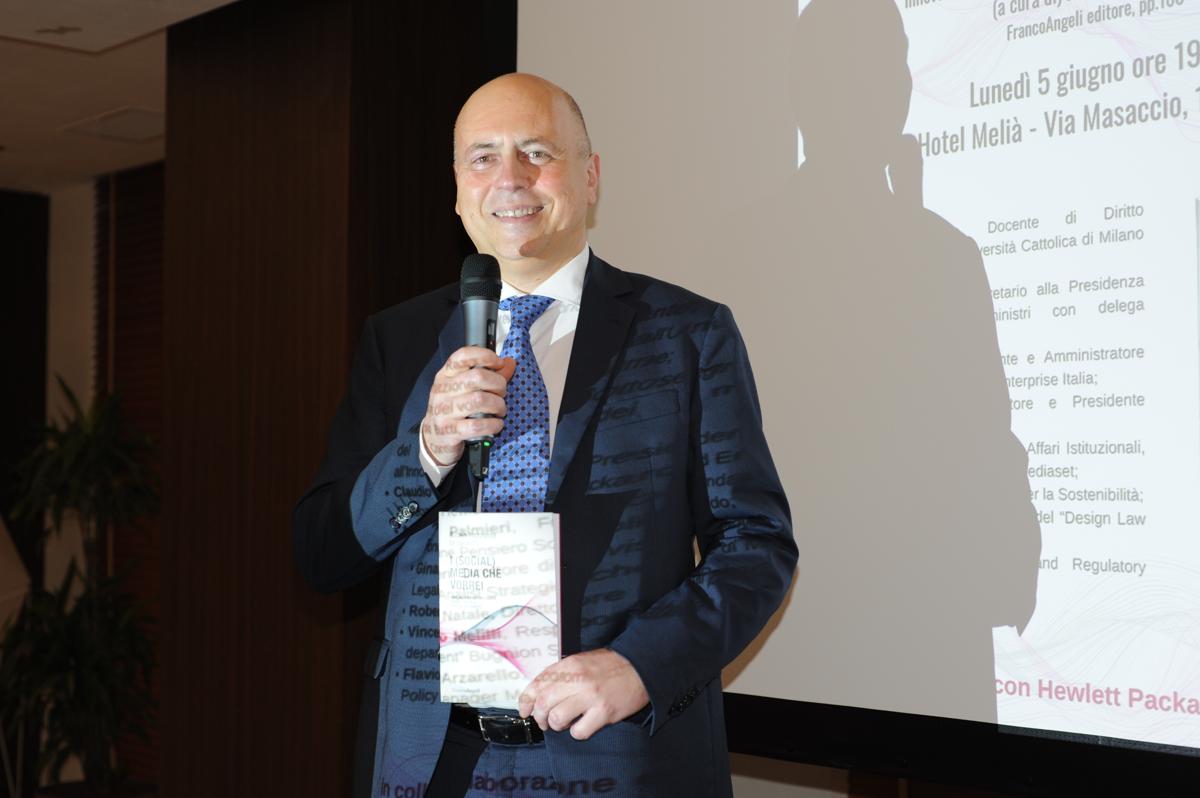 Le nostre tutele in Rete e la responsabilità dei media. Parla Razzante Le nostre tutele in Rete e la responsabilità dei media. Parla Razzante