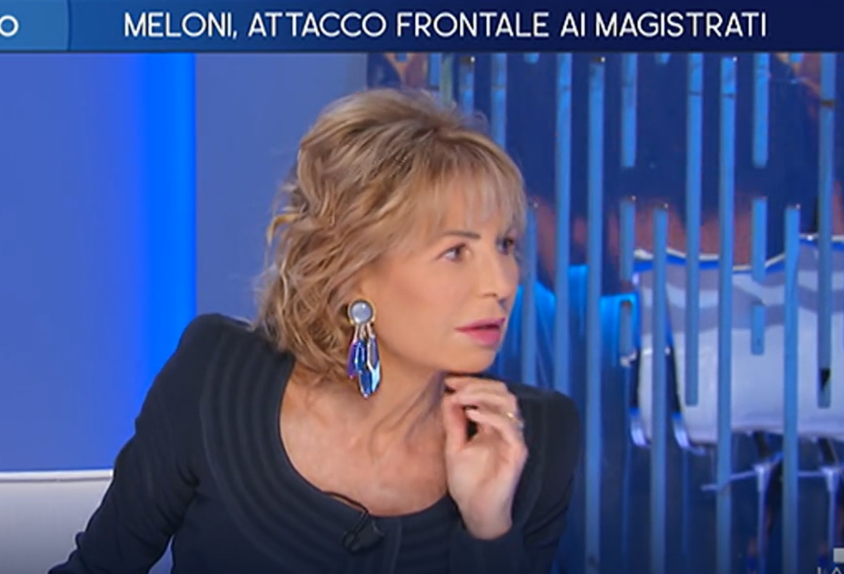Ascolti tv, Stasera Italia cala mentre Gruber cresce. Il gap si allarga Ascolti tv, Stasera Italia cala mentre Gruber cresce. Il gap si allarga