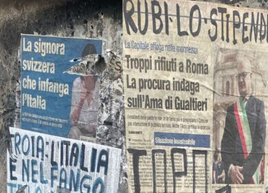 Non solo social, l’odio e gli insulti anche sui muri (e con i giornali)