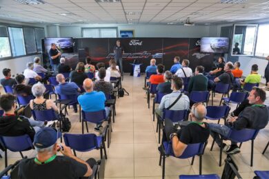 Ford Driving University: in pista con la Mustang Mach-E