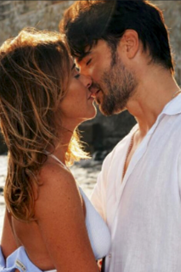 Maria Elena Boschi con il suo Giulio pensa in grande: “La famiglia si allarga”