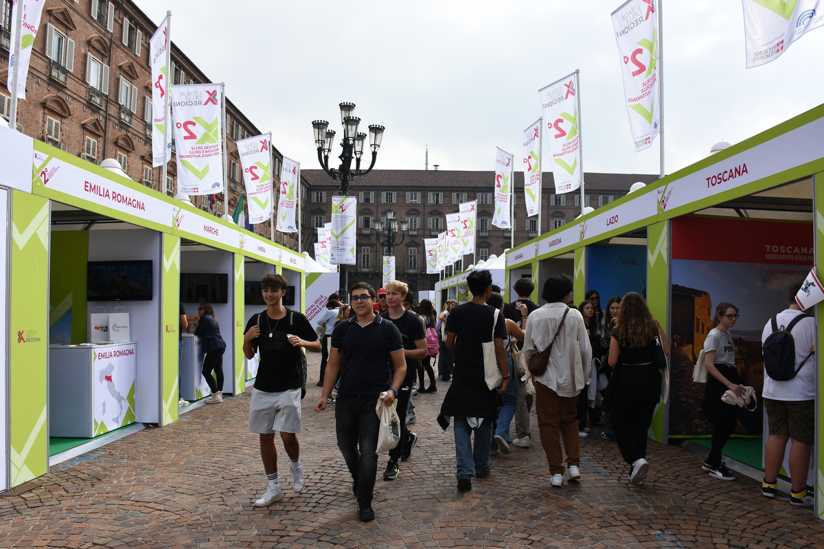 L’Italia delle Regioni: uniti per il bene sociale dell’Italia a Torino L’Italia delle Regioni: uniti per il bene sociale dell’Italia a Torino