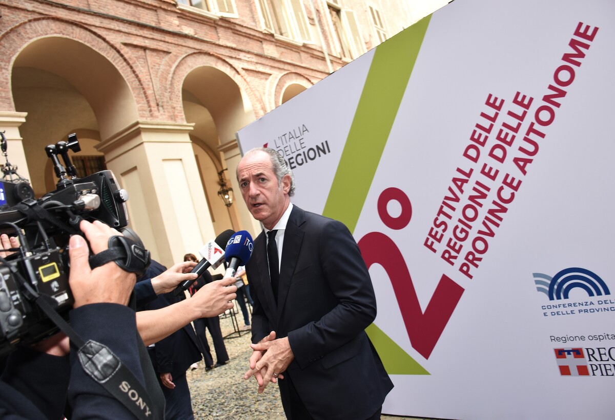 L’Italia delle Regioni: uniti per il bene sociale dell’Italia a Torino L’Italia delle Regioni: uniti per il bene sociale dell’Italia a Torino