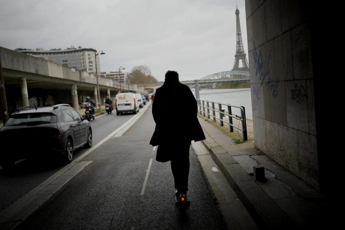 Sharing mobility, balzo del fatturato nel 2022. Milano è la terza in Europa Sharing mobility, balzo del fatturato nel 2022. Milano è la terza in Europa