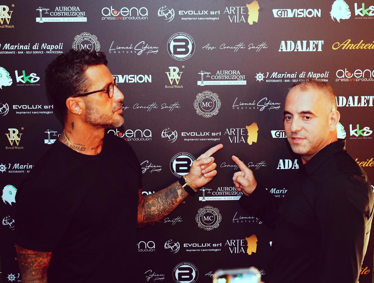 Collaborazione ufficiale tra Fabrizio Corona e David Di Vita Collaborazione ufficiale tra Fabrizio Corona e David Di Vita