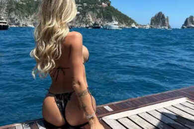 Eva Padlock, il balletto sexy in lingerie diventa cult in rete. Foto-Video