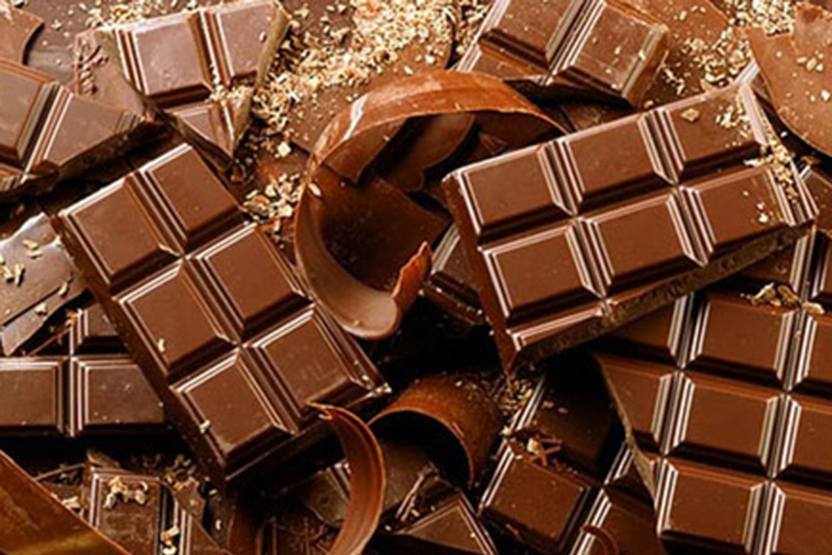 Barrette di cioccolata ritirate dal supermercato: pezzi di vetro nel cacao Barrette di cioccolata ritirate dal supermercato: pezzi di vetro nel cacao
