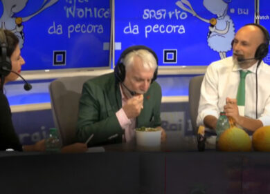 Bufera sulle vegane, Crepet mangia il miglio in diretta: “Ho sbagliato”