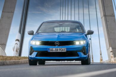 Opel lancia la tecnologia Intelli-Lux LED su tutta la gamma