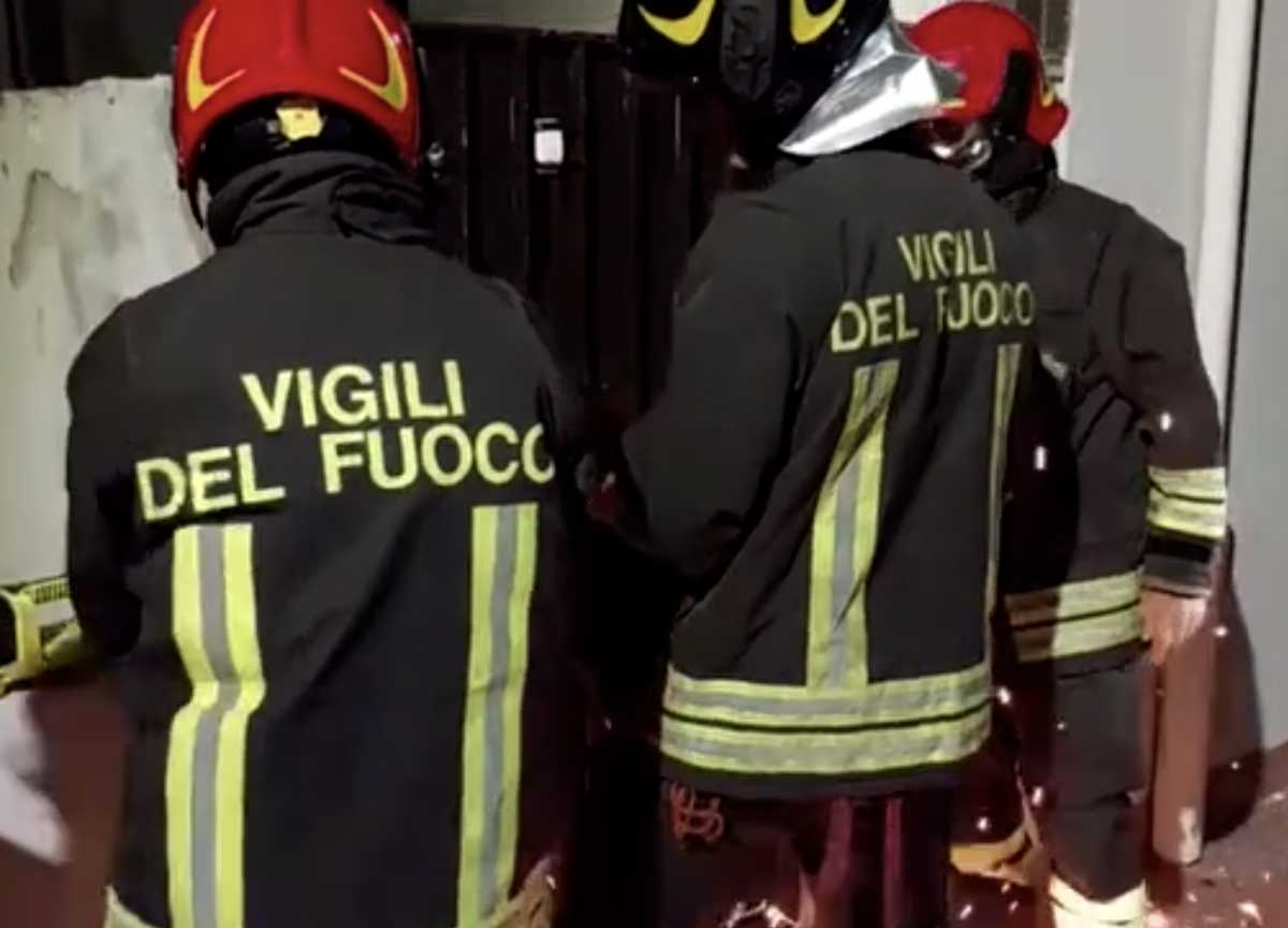 Tor Bella Monaca, nuovo blitz anti-narcos: 27 arresti e 1300 dosi di cocaina