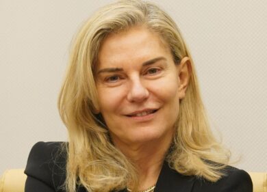 Elena Basile, la nuova Orsini: l’ex ambasciatrice è già una star tv