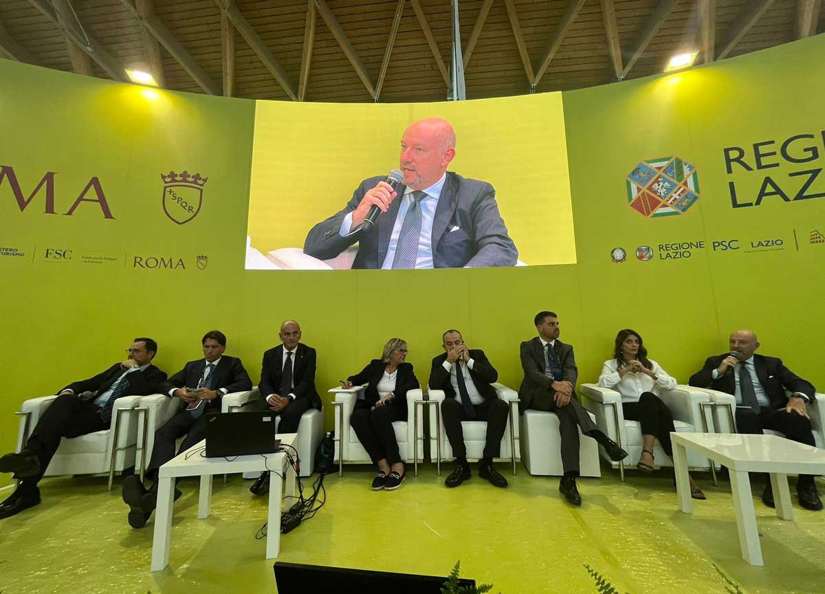 Giubileo, a Rimini nasce la Santa Alleanza tra Comune di Rome e Regione Lazio Giubileo, a Rimini nasce la Santa Alleanza tra Comune di Rome e Regione Lazio