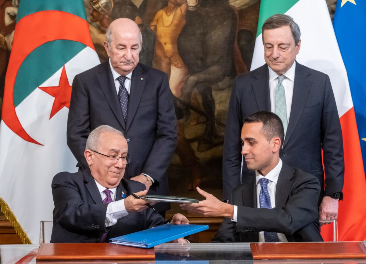 Algeria, non solo alleata con Hamas. Con i soldi del gas ci “ruba” i gioielli Algeria, non solo alleata con Hamas. Con i soldi del gas ci “ruba” i gioielli