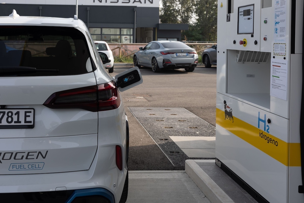 Bmw ix5 a idrogeno, da sogno a realtà