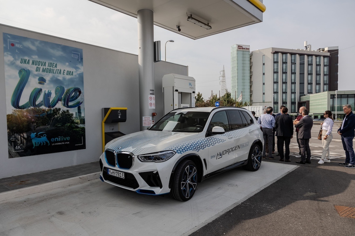 Bmw ix5 a idrogeno, da sogno a realtà