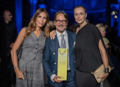 L’alta sartorialità diventa divina ed entra in chiesa con Roma Fashion White