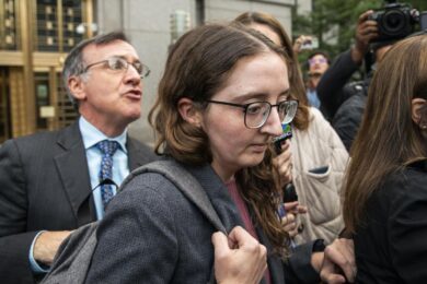 Criptovalute, la compagna complice confessa e inchioda il re del settore
