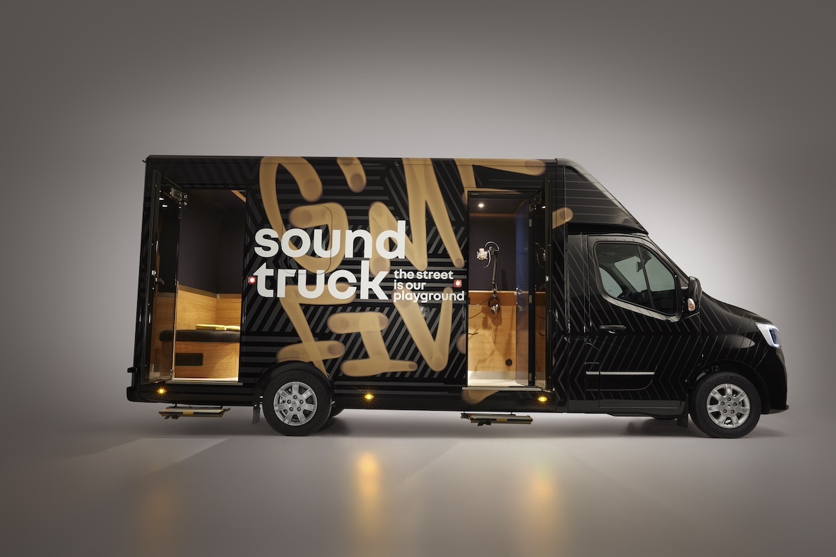 Renault svela come è stato realizzato il commerciale Soundtruck