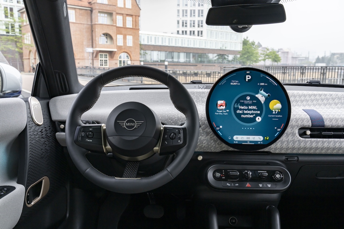 Nuova MINI Cooper SE, il futuro inizia adesso Nuova MINI Cooper SE, il futuro inizia adesso