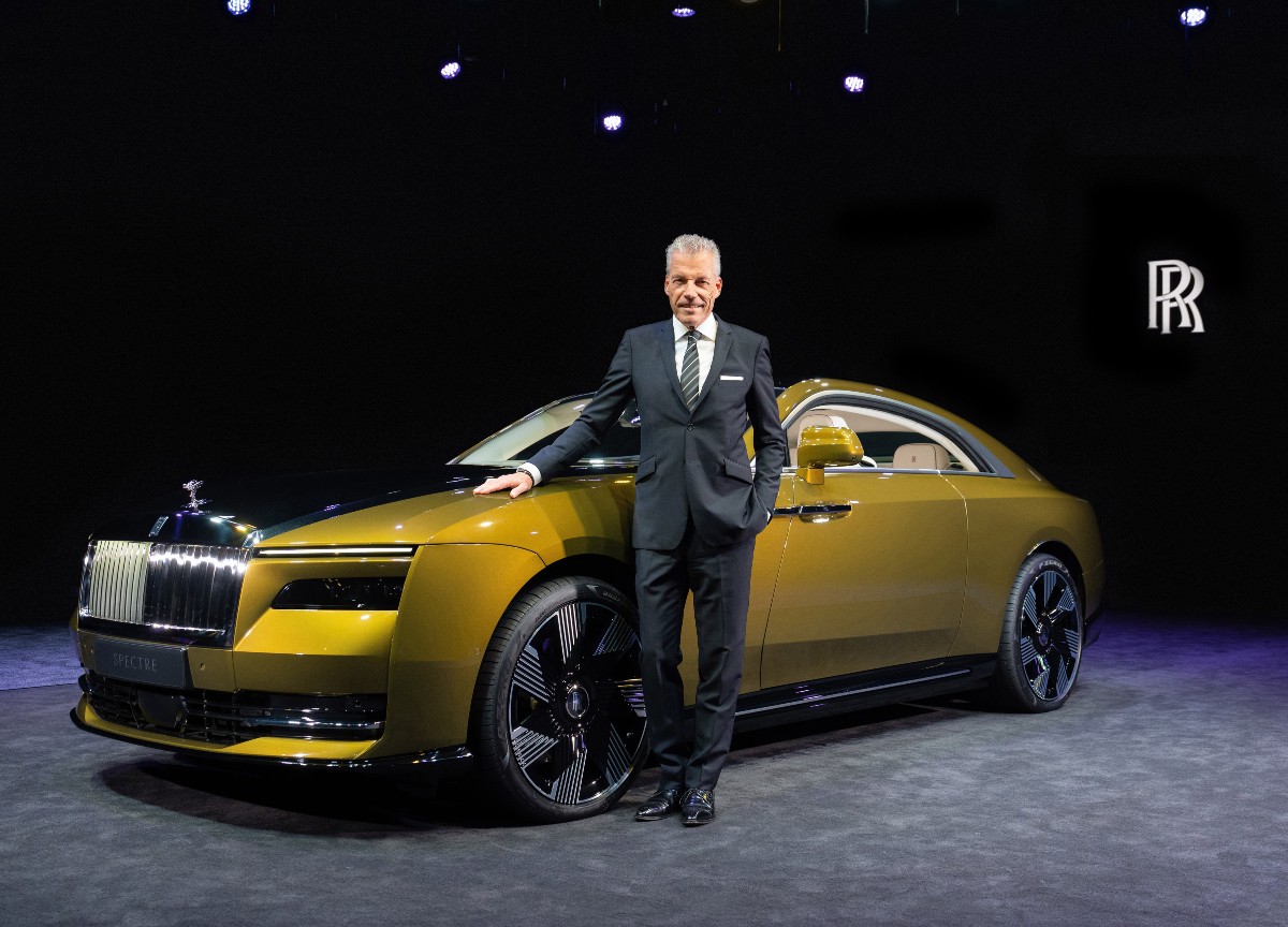 Rolls Royce, il lusso si ristruttura: tagli fino a 2.500 posti di lavoro Rolls Royce, il lusso si ristruttura: tagli fino a 2.500 posti di lavoro