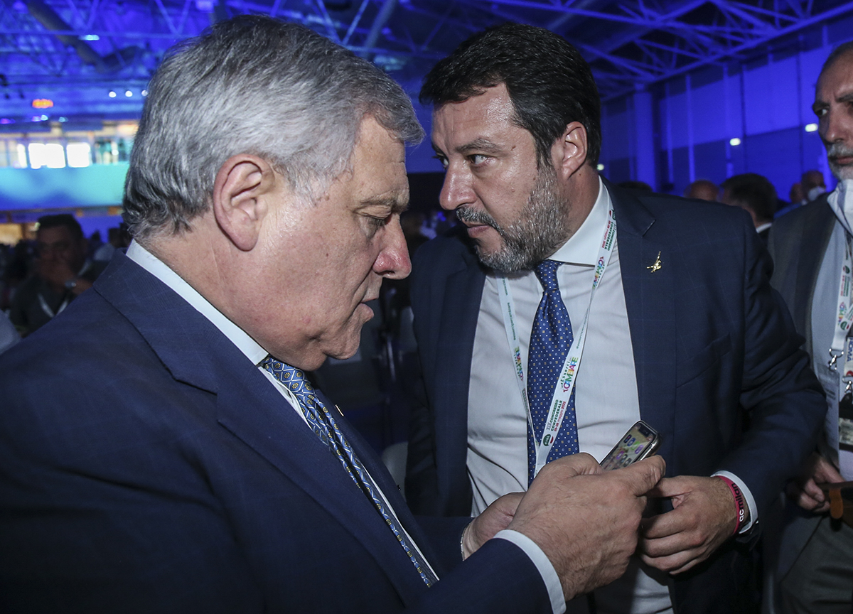 Ue, Tajani ‘silura’ Salvini: “Maggioranze differenti da quelle italiane” Ue, Tajani ‘silura’ Salvini: “Maggioranze differenti da quelle italiane”
