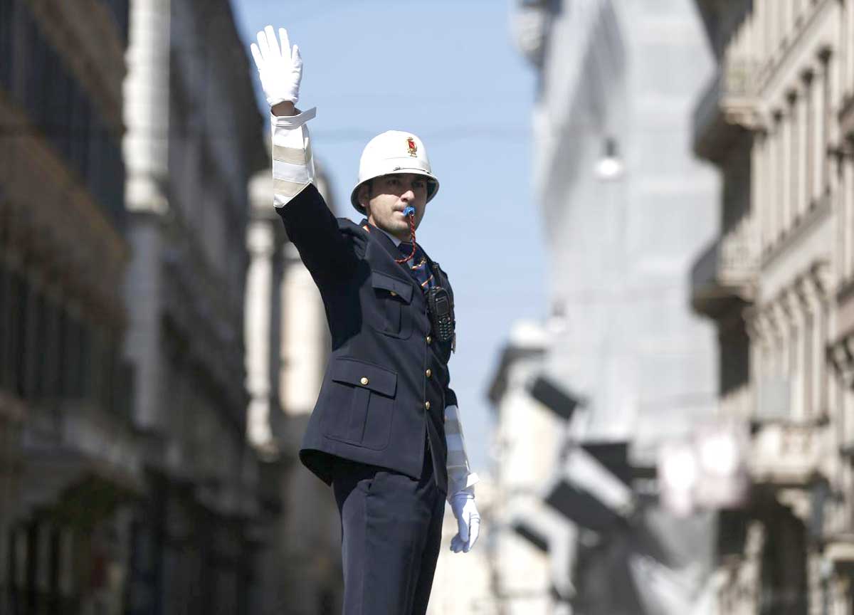 Roma esplode: 5 mln di persone e più di 1 mln solo nel Centro storico. I dati Roma esplode: 5 mln di persone e più di 1 mln solo nel Centro storico. I dati