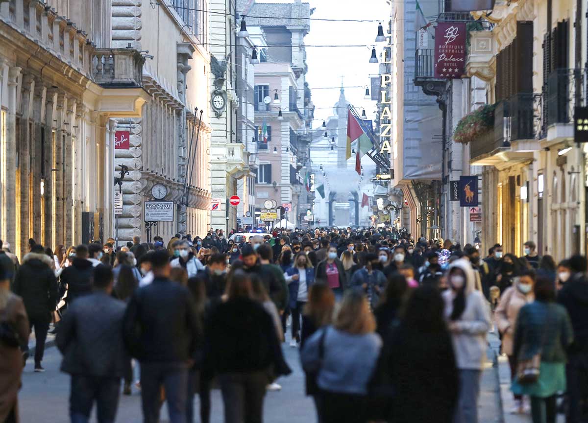 Roma esplode: 5 mln di persone e più di 1 mln solo nel Centro storico. I dati Roma esplode: 5 mln di persone e più di 1 mln solo nel Centro storico. I dati