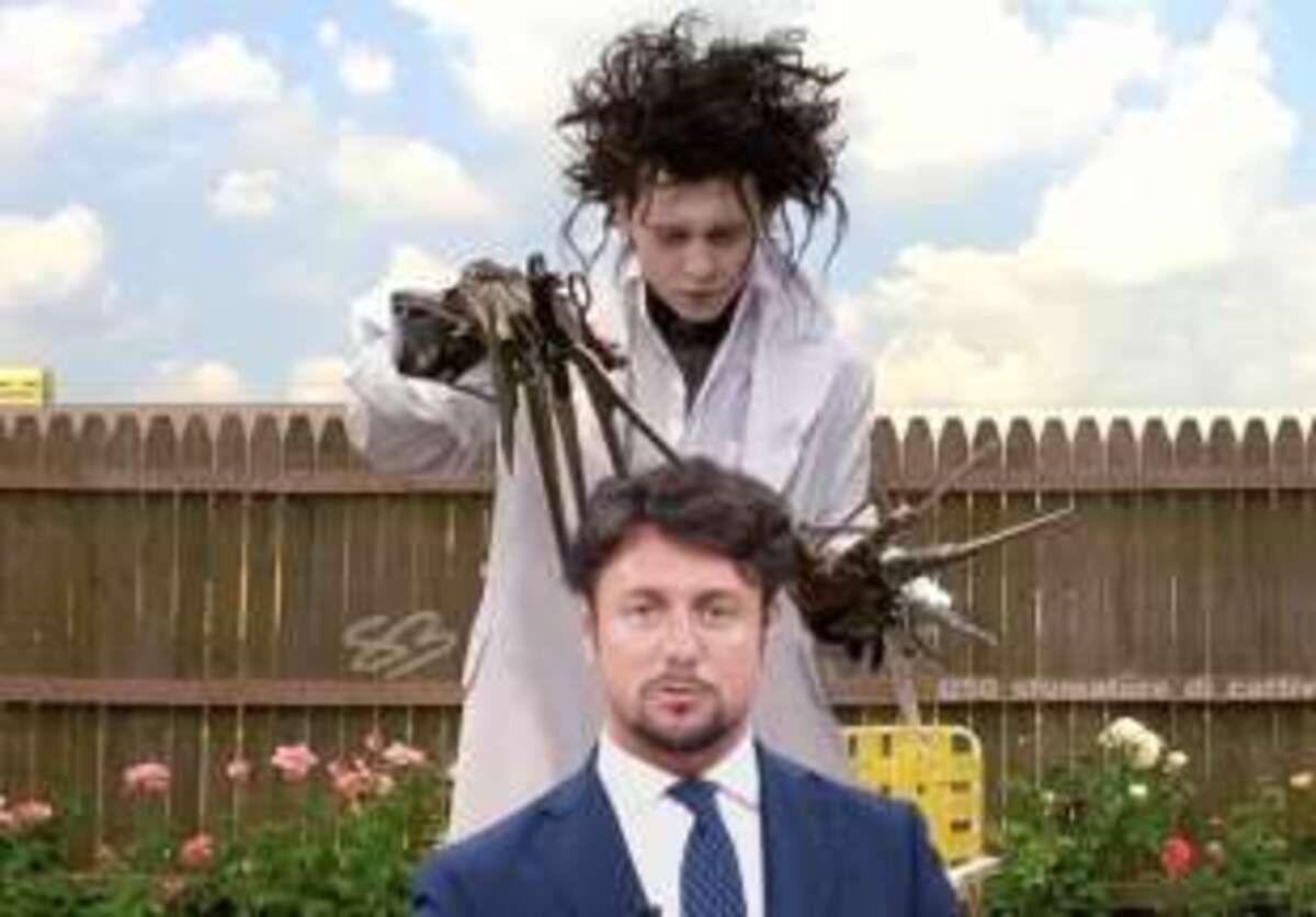 Giambruno-Meloni, Salvini all’Esselunga compra 1 kg di pesche per Ginevra Giambruno-Meloni, Salvini all’Esselunga compra 1 kg di pesche per Ginevra