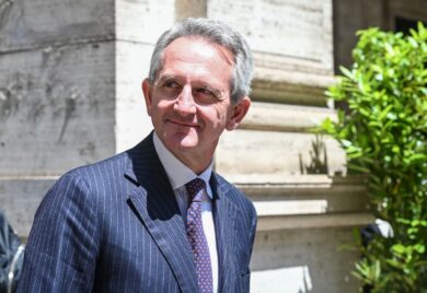 Mediobanca, non solo Poste: Enpam compra l’1,2% e pensa all’assemblea