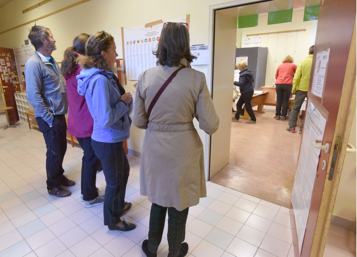 Elezioni, in Alto Adige Svp perde colpi ma vince. Boom dei secessionisti Elezioni, in Alto Adige Svp perde colpi ma vince. Boom dei secessionisti