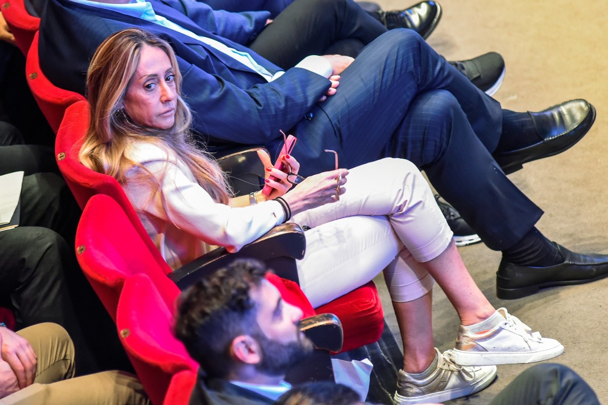 Arianna Meloni Arianna Meloni