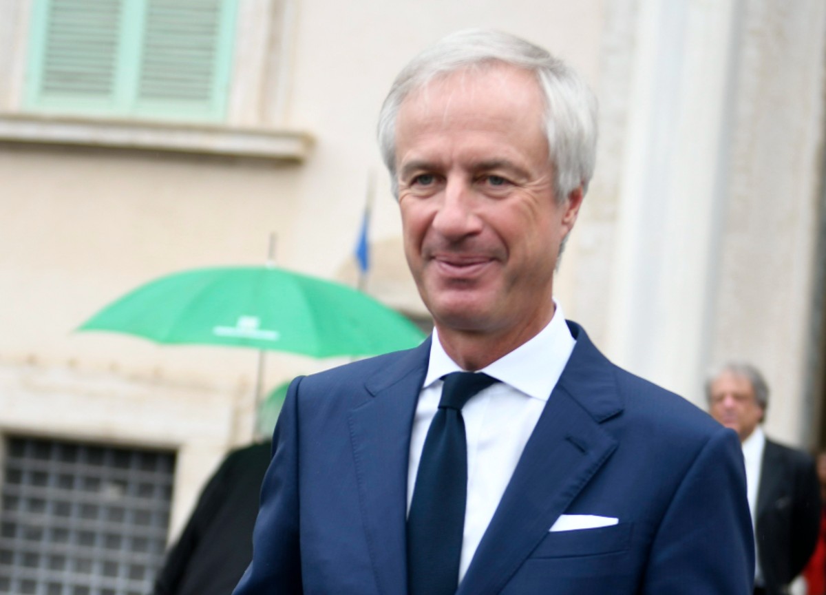 Pesenti investe 2,5 mln sulle cliniche. Niente delisting della Italmobiliare Pesenti investe 2,5 mln sulle cliniche. Niente delisting della Italmobiliare