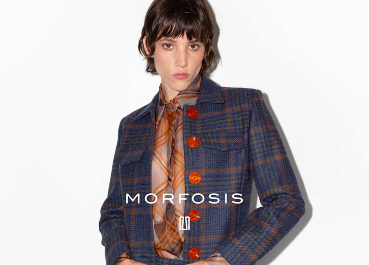 Roma, Palazzo Colonna si veste di piume di struzzo: Morfosis, così va la moda Roma, Palazzo Colonna si veste di piume di struzzo: Morfosis, così va la moda