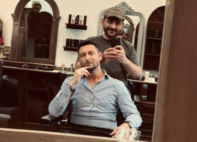 Giambruno ci dà un taglio, niente più ciuffo: nuovo look per l’ex di Meloni
