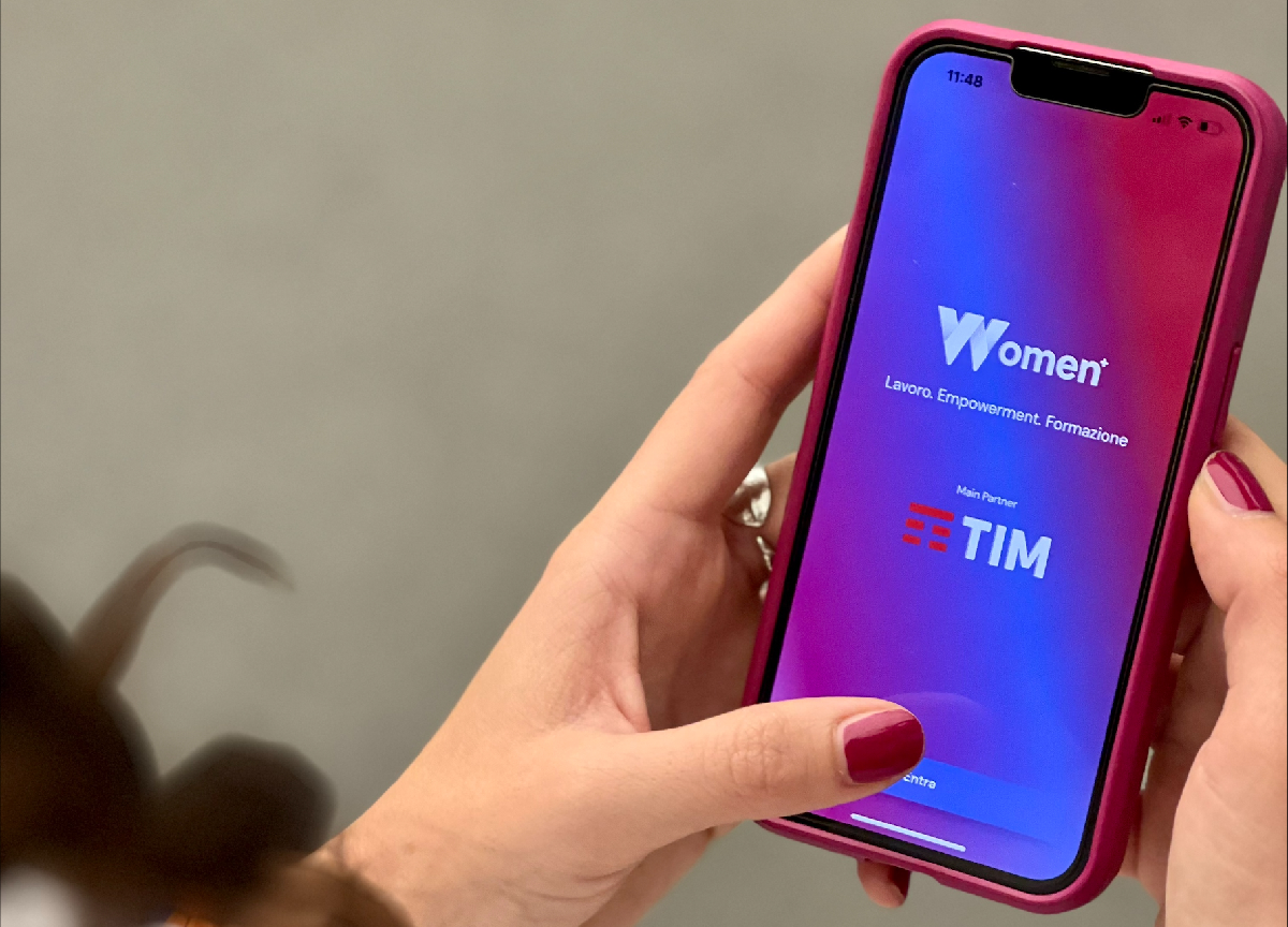TIM al fianco delle donne nella ricerca del lavoro: arriva l’app Women Plus TIM al fianco delle donne nella ricerca del lavoro: arriva l’app Women Plus