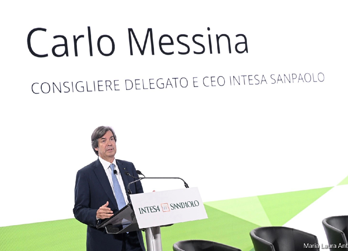 Intesa Sanpaolo: previsti 1,5 mld volti alla riduzione delle disuguaglianze Intesa Sanpaolo: previsti 1,5 mld volti alla riduzione delle disuguaglianze