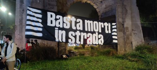 “Basta morti in strada”: la manifestazione a Milano. FOTO