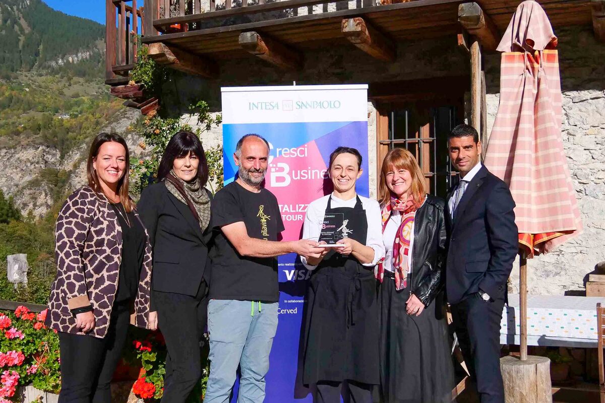 Intesa Sanpaolo: “Crescibusiness Digitalizziamo in Tour” fa tappa in Piemonte