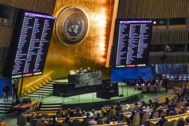 Israele-Gaza, Italia astenuta all’Onu sulla tregua: “Manca condanna di Hamas”