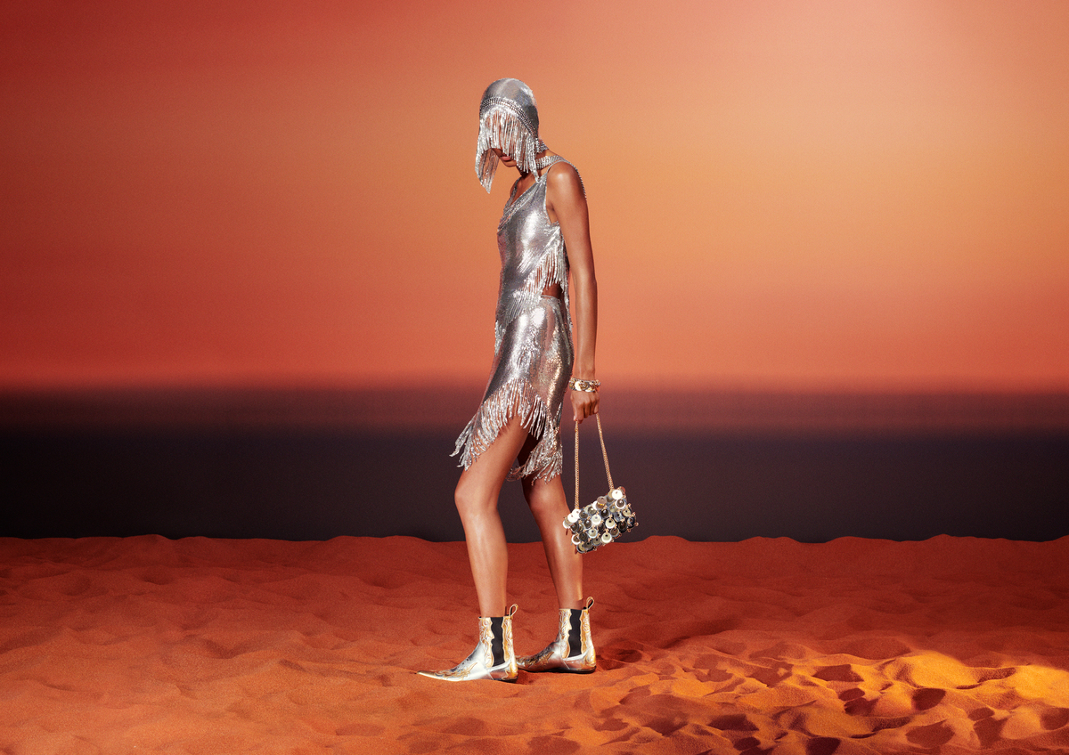 H&M: al via la nuova partnership con Rabanne H&M: al via la nuova partnership con Rabanne