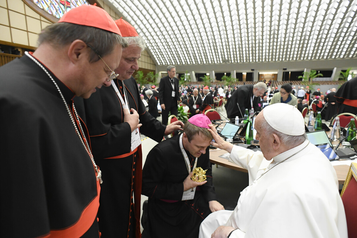Sinodo/ Donne prete, celibato e gay: spaccature sulle riforme di Bergoglio