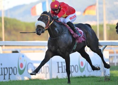 Capannelle, domenica amara per la cavalla di Allegri. Premio Roma a Flags’ Up