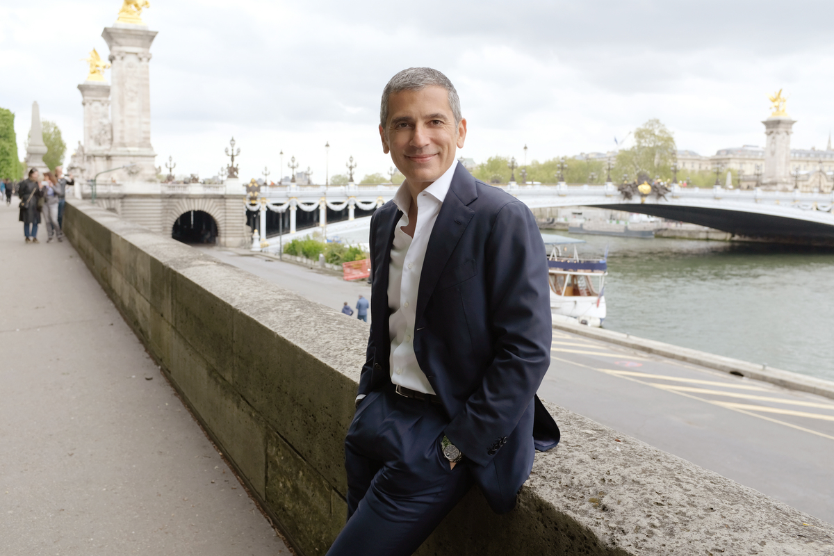 Successo degli italiani in Francia, il libro omaggio “Les Italiens” di Maltese