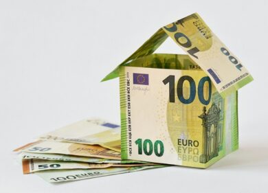 Mercato immobiliare, crollano le compravendite e i mutui