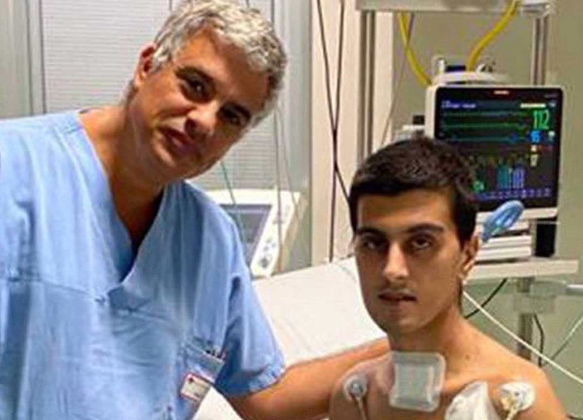 Praticamente morto a luglio, oggi cammina e sorride: “miracolo” al San Camillo