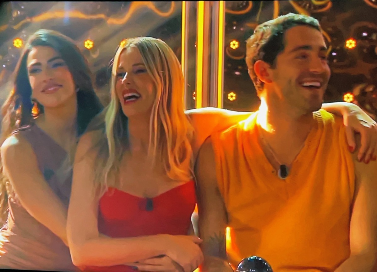 Ascolti tv, Marcuzzi parte in retromarcia: la prima di “Boomerissima” fa il 6%